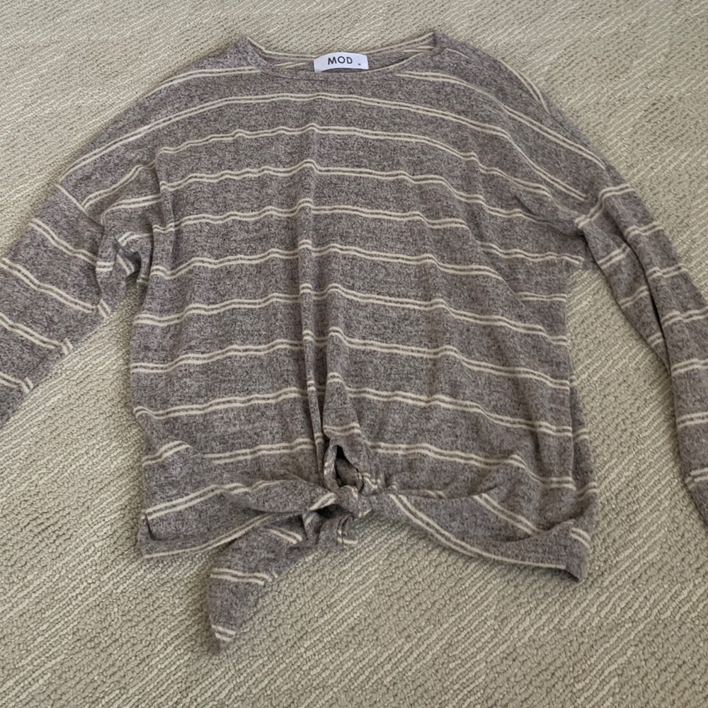 Soft, front tying Shirt